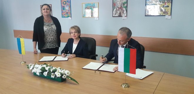 Украина и Болгария подписали декларацию о языке обучения в школах - Фото