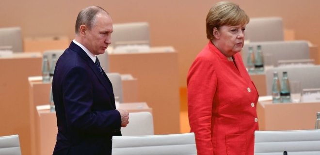 Германия и РФ начали подготовку к нормандской встрече - Путин - Фото