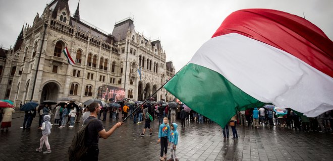 МИД Венгрии: На нашу риторику по поводу Украины Кремль не влияет - Фото