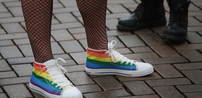 В Румынии начался референдум: быть или не быть однополым бракам - Фото