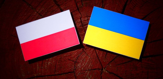 МИД Украины инциирует встречу с Польшей из-за очередей на границе - Фото