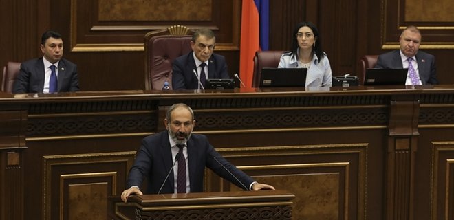 Выборы в Армении: в парламент Армении проходит три партии - Фото