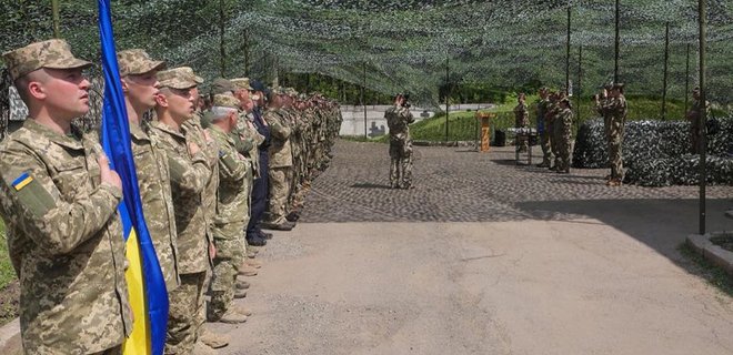 Зеленский отменил дисциплинарные батальоны в армии Украины  - Фото