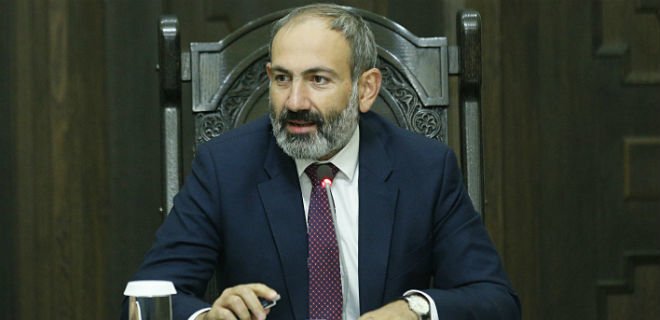 Премьер Армении приказал разоружить 