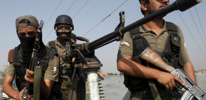 Талибы напали на блокпост в Афганистане: десять полицейских убиты - Фото