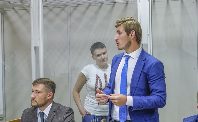 Арест мешает моей работе депутата: фото из суда по делу Савченко