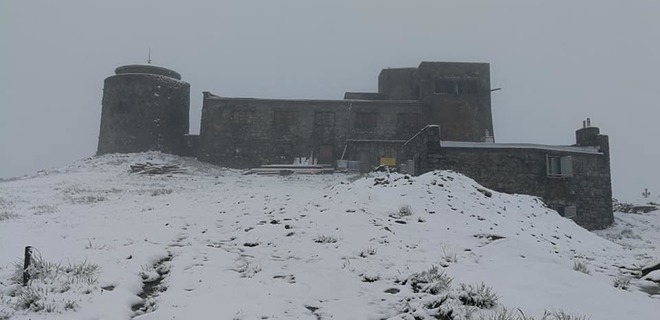 В Карпатах выпал снег и ударил мороз - фото - Фото