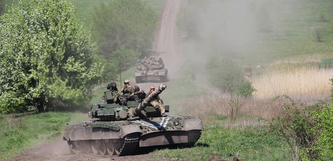 Начал действовать закон о поощрении украинцев к военной службе - Фото