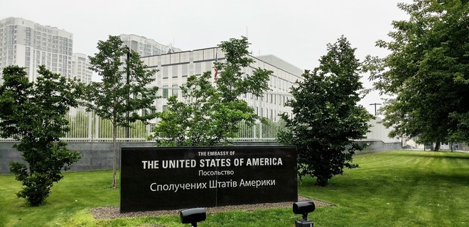 Донбасс. Посольство США отреагировало на обстрел пункта пропуска и обратилось к России - Фото