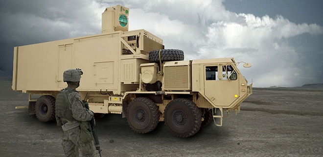 Грузовики армии США вооружат автономными лазерными модулями - Фото