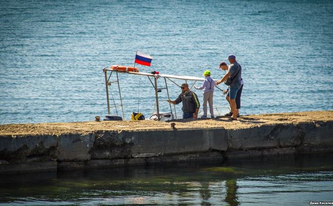 Туристов нет: фоторепортаж пустых пляжей оккупированного Крыма