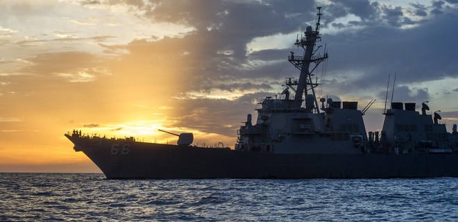 Дональд Трамп похвастал: Иран больше не трогает корабли ВМС США - Фото
