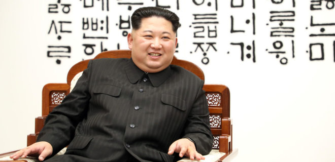 У Ким Чен Ына снова притормозили со сносом ракетного полигона - Фото