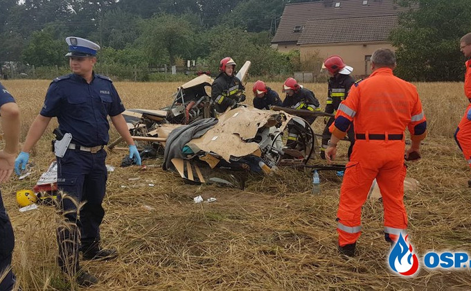 В Польше разбился вертолет: погибли люди - фото