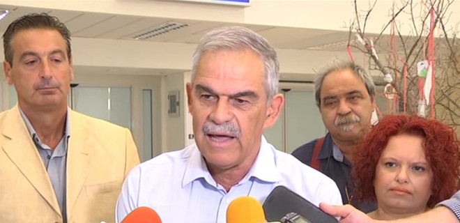 Греческий министр ушел в отставку из-за пожаров - Фото