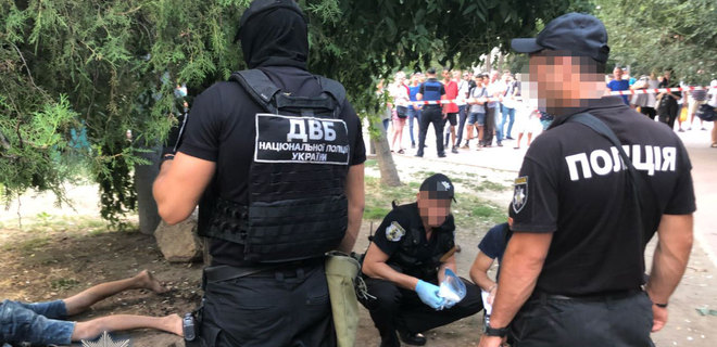 Хотел отомстить жене: в Одессе задержали мужчину с гранатой - Фото