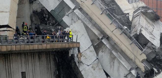 Обвал моста в Генуе: поиск жертв окончен, число погибших выросло - Фото