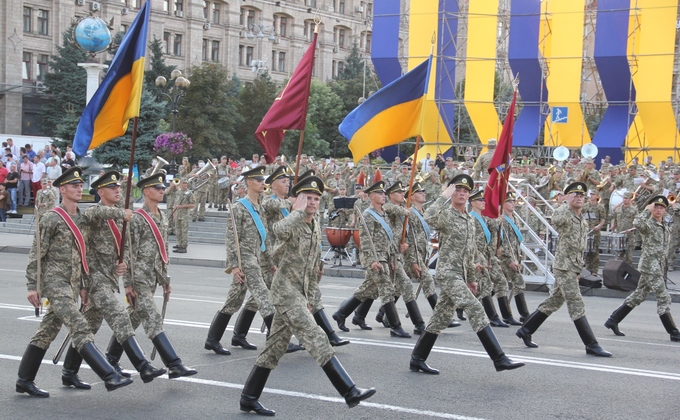 Авиация и танки: фото с репетиции парада ко Дню Независимости