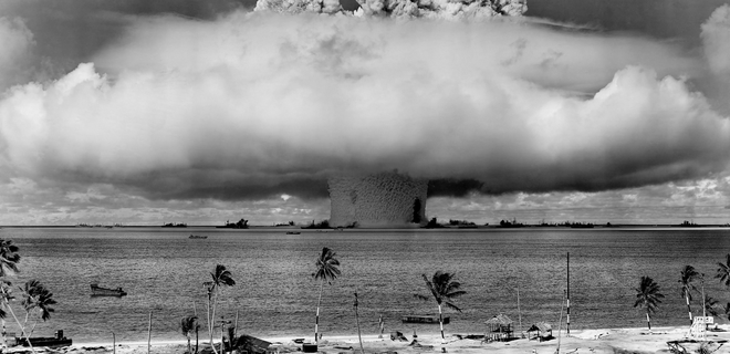 Топ-10 мощнейших ядерных взрывов в истории: инфографика - Фото