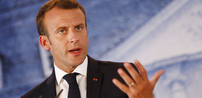 Уступки Макрона могут обойтись казне Франции в €10 млрд - Фото