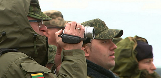 Украинские военные проследят за учениями Вооруженных сил Беларуси - Фото