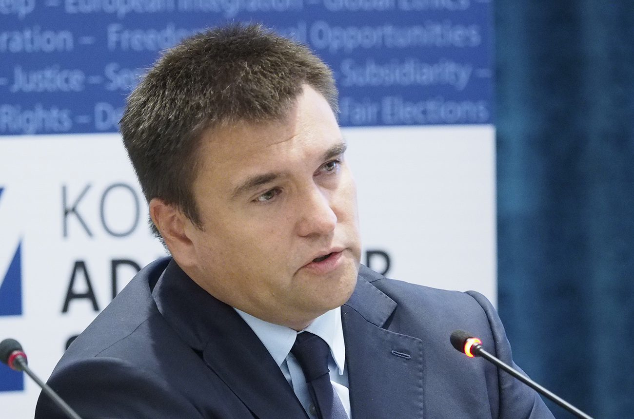 Жириновский пообещал сделать Киев столицей малороссийского округа России (видео) картинка Жириновский пообещал сделать Киев столицей малороссийского округа России (видео) картинка