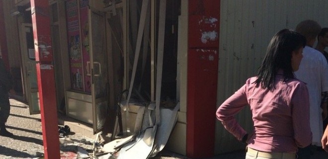 Возле магазина в оккупированном Донецке прогремел взрыв - СМИ - Фото