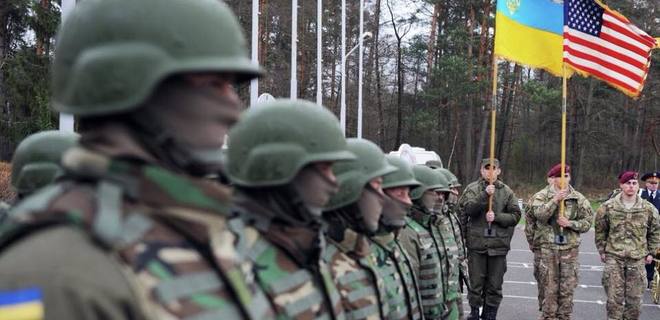 Трамп одобрил предоставление Украине $250 млн на оборону - Фото
