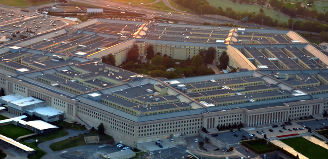 Хакеры взломали базы данных Пентагона - Фото