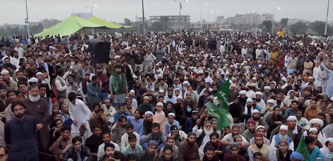 Власти Пакистана подавляют протесты против казни христианки - Фото