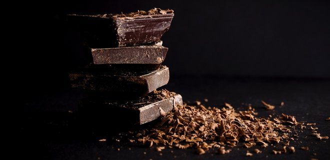 22 минуты бега из-за шоколада. Ученые предлагают маркировать еду - Фото