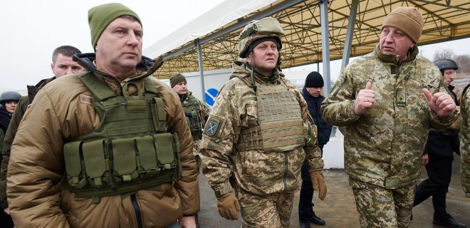 Президент Латвии посетил разрушенный Донбасс - Фото