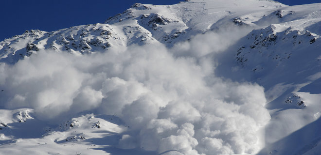 В Альпах cпасли мальчика, пробывшего под лавиной 40 минут - Фото
