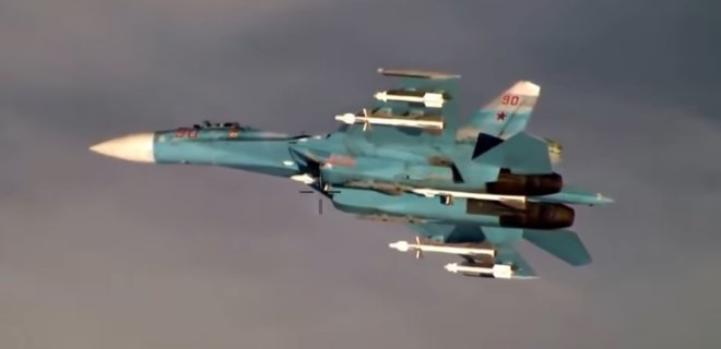 Россия перебрасывает в оккупированный Крым более 10 истребителей - Фото