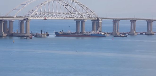 Украина планирует новый проход кораблей через Керченский пролив - Фото