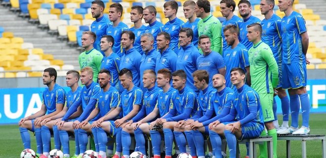 Сборная Украины завершила год в топ-30 рейтинга ФИФА - Фото