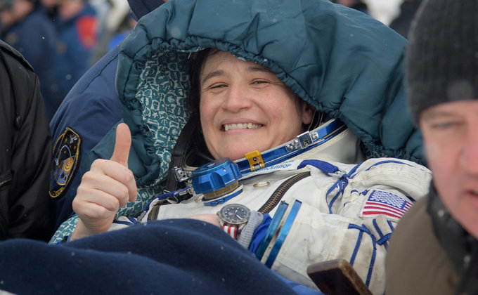 Как в степи Казахстана искали вернувшихся космонавтов: фото