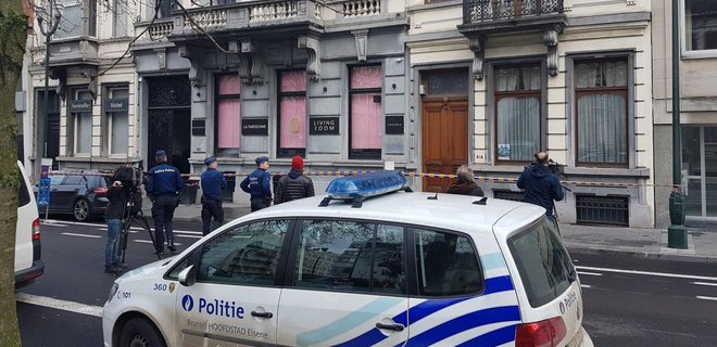 В центре Брюсселя из автомата обстреляли ресторан - Фото