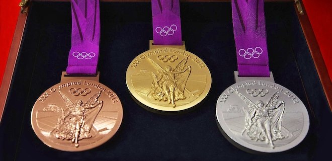 Допинг-скандал: легкоатлеты из РФ не отдают олимпийские медали - Фото
