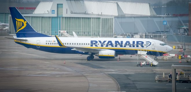 Британцы снова назвали Ryanair самым плохим авиаперевозчиком - Фото