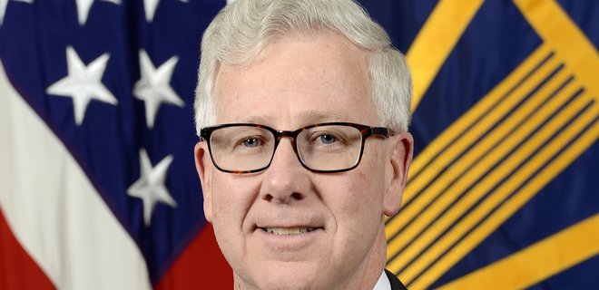 В Пентагоне еще одна отставка: ушел глава аппарата Минобороны США - Фото