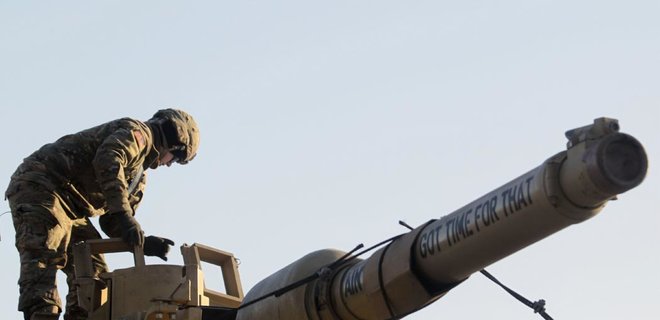 США обдумывают передачу Украине боевых танков западного образца — Süddeutsche Zeitung - Фото