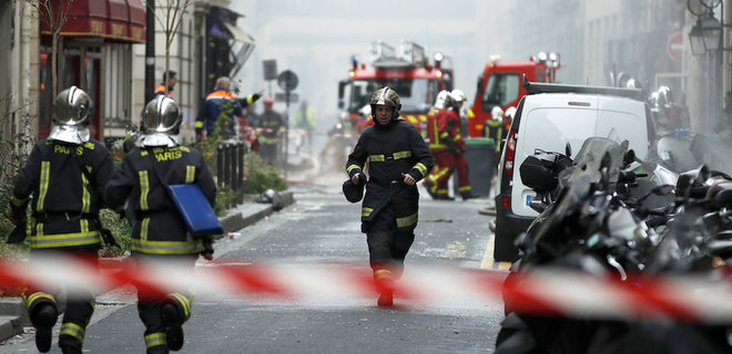 Взрыв в центре Парижа: погибли двое пожарных - Фото