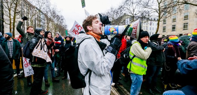 Марш в поддержку климата: в Бельгии прошла массовая акция - фото - Фото