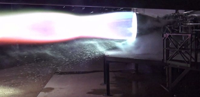 Маск показал первый запуск двигателя космолета Starship: видео - Фото