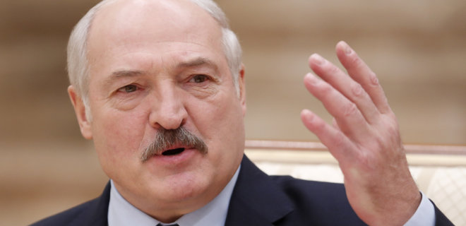 Лукашенко: При мне Беларусь никто на Запад не потащит - Фото