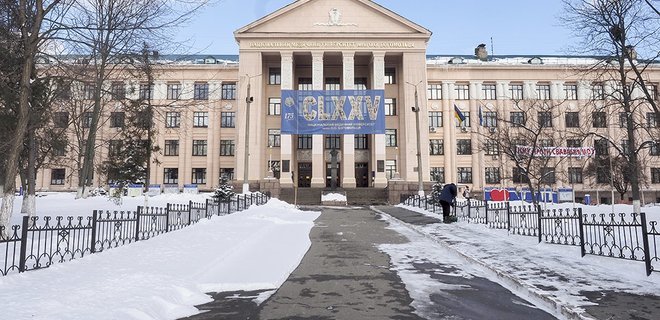 Конфликт в медвузе Одессы: Кабмин второй раз создал университет - Фото