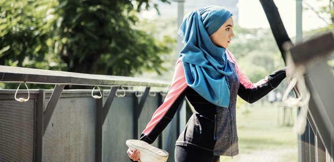 Во Франции решили не продавать спортивные хиджабы из-за угроз - Фото