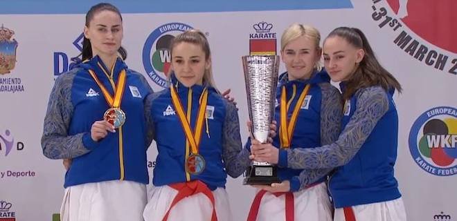 Украинские каратистки стали чемпионками Европы в командном кумите - Фото