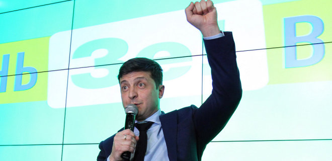 Зеленский заявил, что обсуждал с Порошенко участие в выборах - Фото